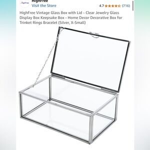 New in box Silver Glass Display Box with Lid - Keepsake Box